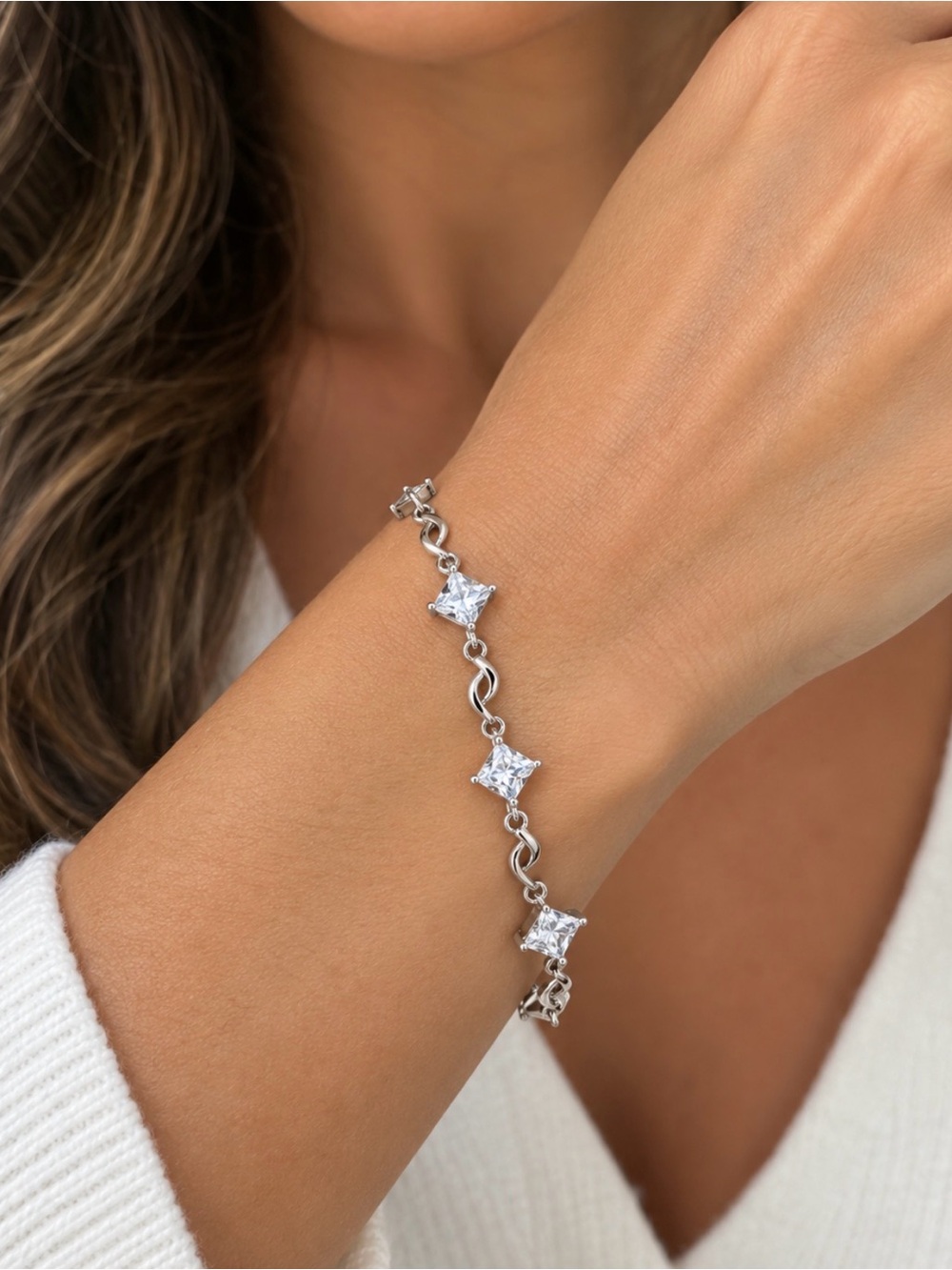 NEW! 14k White Gold Plated Cubic Zirconia Link Bracelet - Sparkling White Stones